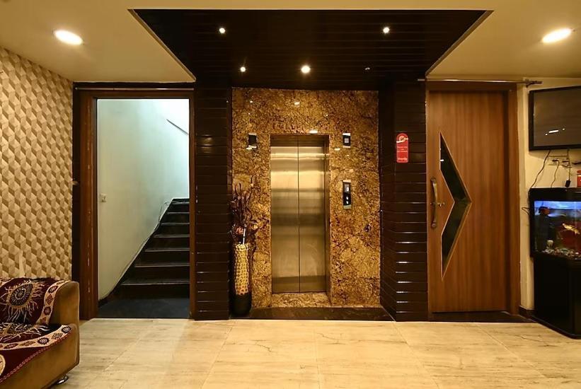 Hotel I.P. Palace Lucknow Ngoại thất bức ảnh